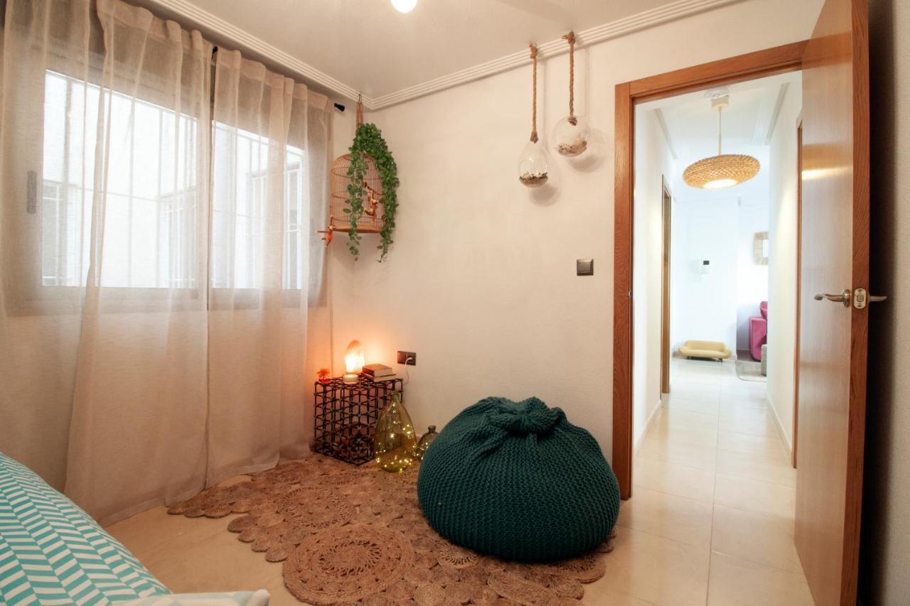 Апартаменты El Apartamento De Maria Jose Торевьиа Экстерьер фото